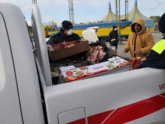 Distribuzione cibo per emergenza COVID 19